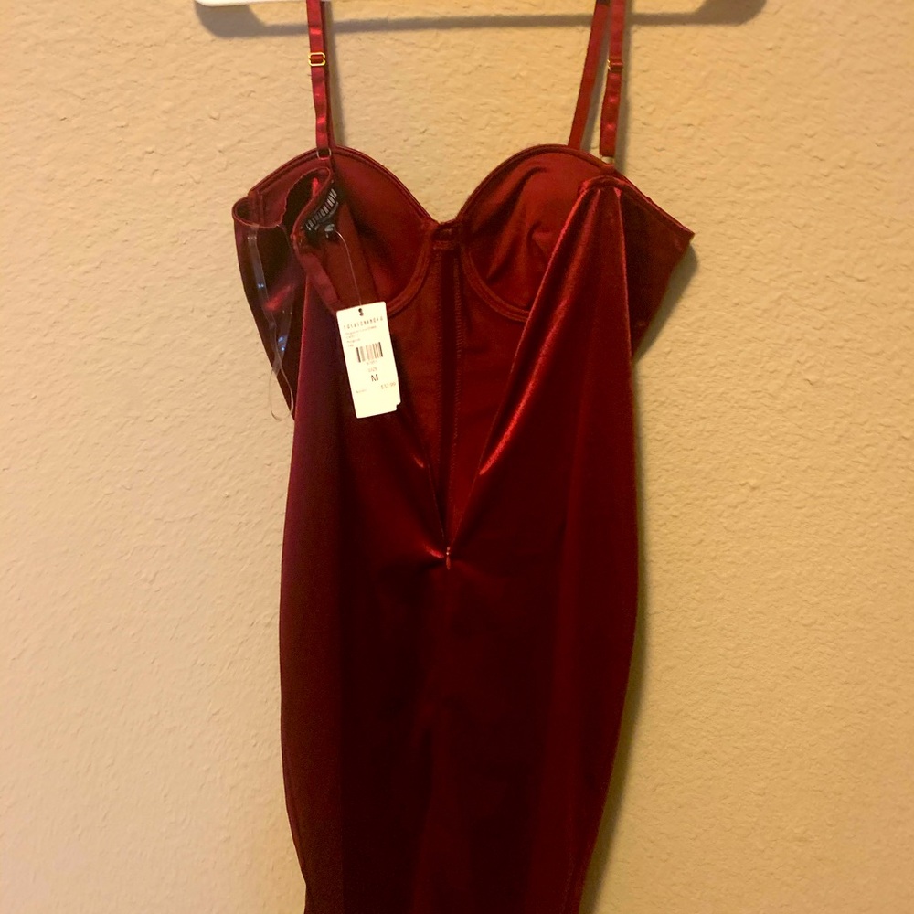 Dress - Picture 2 of 4